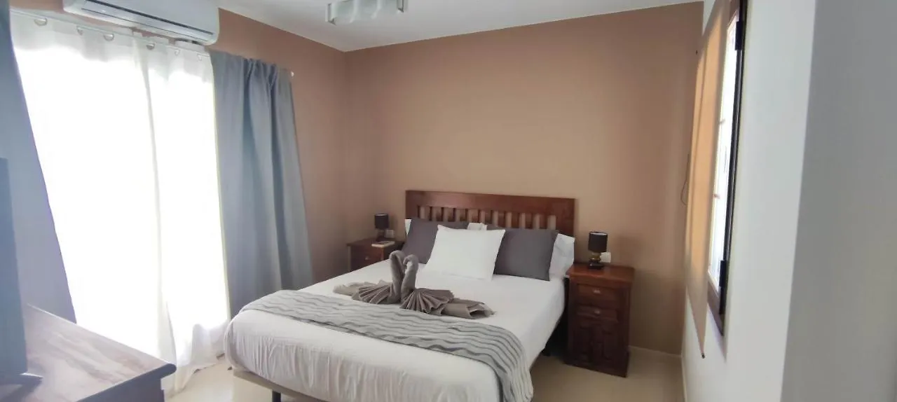 Villa Geneva - Relax Y Diversion Playa Blanca  0*, Playa Blanca (Lanzarote)